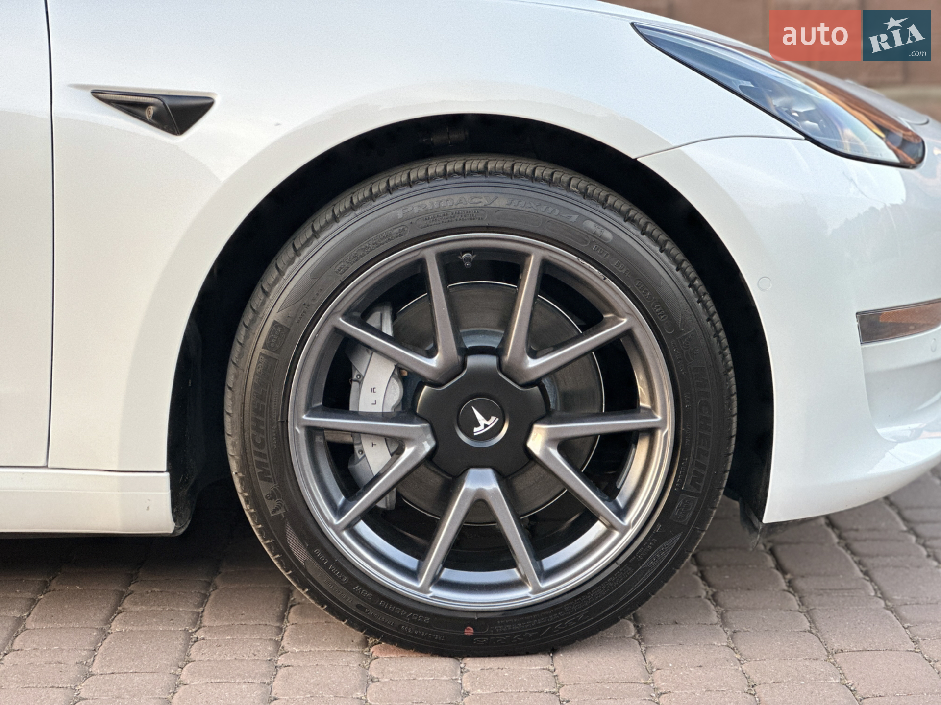 2022 Tesla Model 3 - мініатюра 29