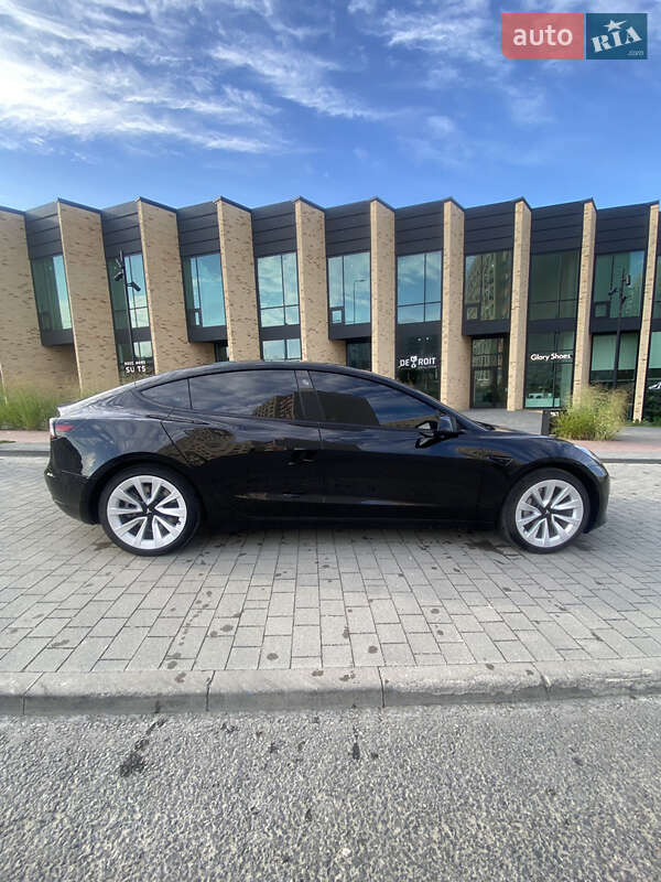Tesla Model 3 2022