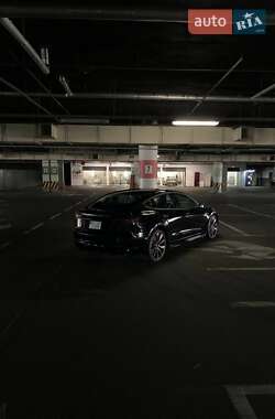 Седан Tesla Model 3 2018 в Кременчуці