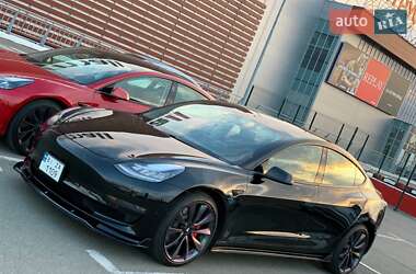 Седан Tesla Model 3 2018 в Кременчуці