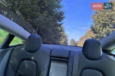 Седан Tesla Model 3 2019 в Киеве