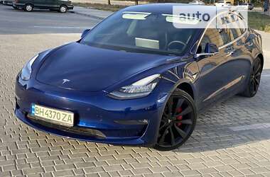Седан Tesla Model 3 2020 в Одессе