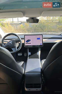 Седан Tesla Model 3 2018 в Днепре