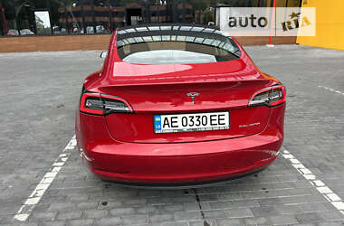 Седан Tesla Model 3 2019 в Киеве