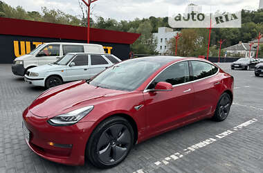 Седан Tesla Model 3 2019 в Киеве