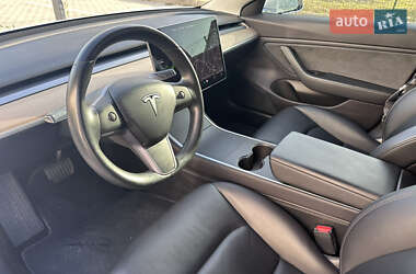Седан Tesla Model 3 2019 в 