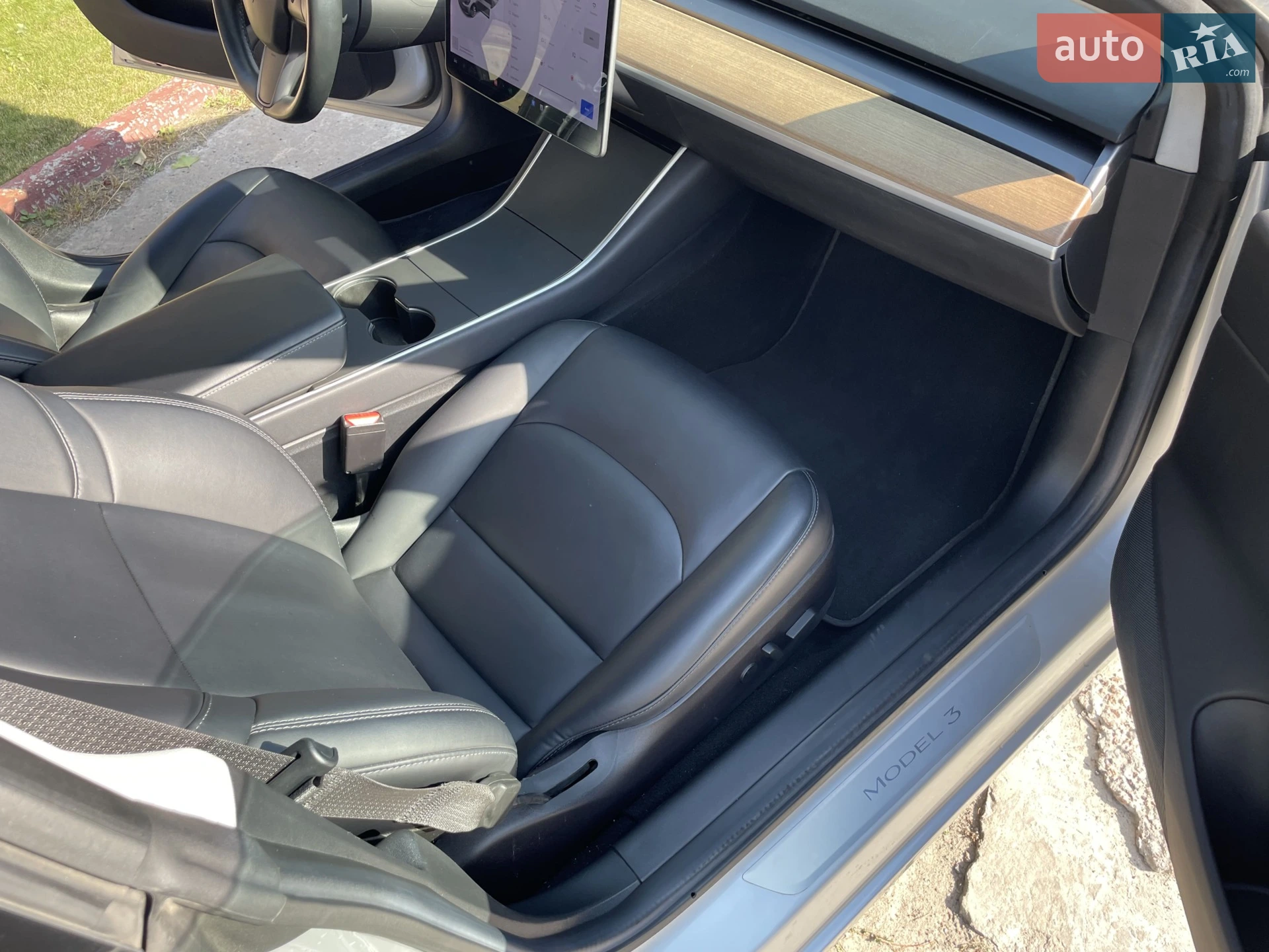 2018 Tesla Model 3 - мініатюра 15