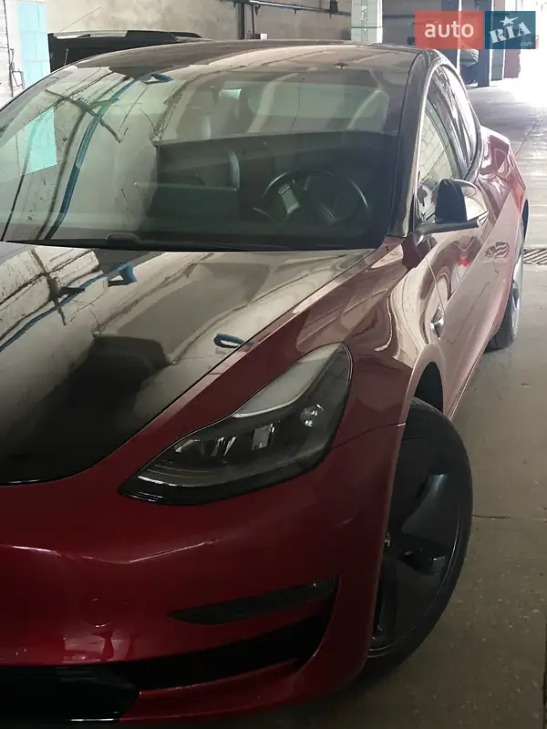 Седан Tesla Model 3 2018 в 