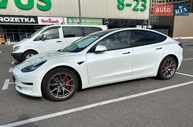 Седан Tesla Model 3 2019 в Киеве