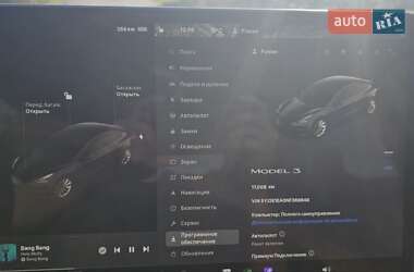 Седан Tesla Model 3 2022 в Киеве