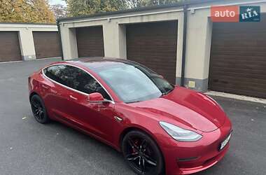Седан Tesla Model 3 2018 в Вінниці