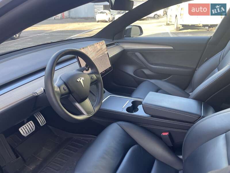 Седан Tesla Model 3 2021 в Києві