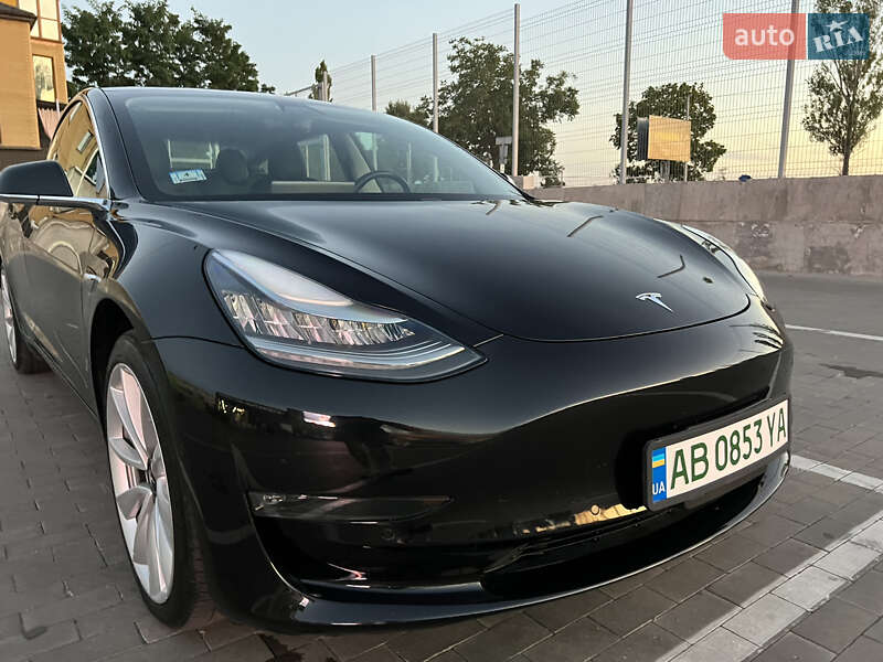 Седан Tesla Model 3 2018 в Первомайске