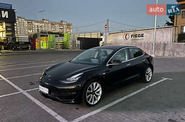 Седан Tesla Model 3 2018 в Первомайске