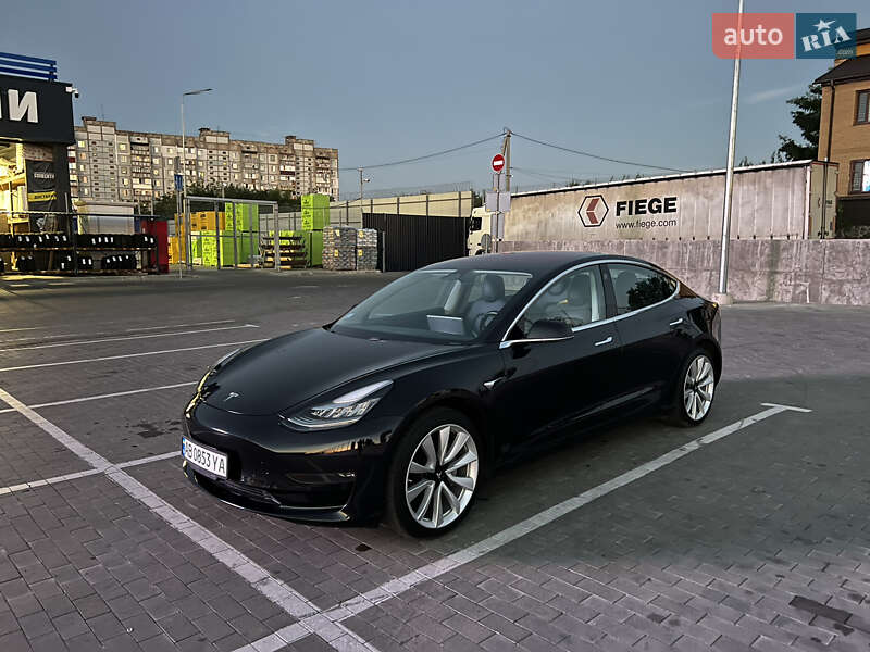 Седан Tesla Model 3 2018 в Первомайске