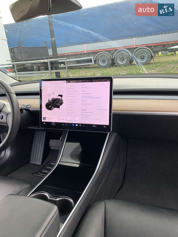 Седан Tesla Model 3 2019 в Калуші фото 15 Седан Tesla Model 3 2019 в Калуші