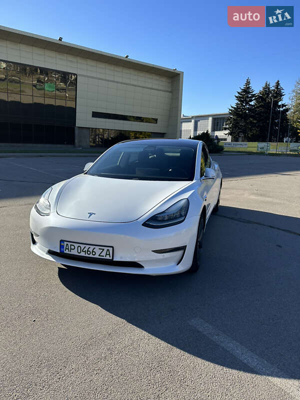 Седан Tesla Model 3 2018 в Запорожье