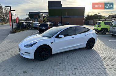 Седан Tesla Model 3 2020 в Виннице