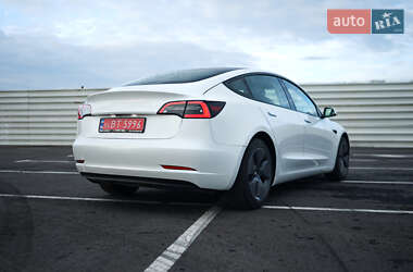 Седан Tesla Model 3 2022 в Львові