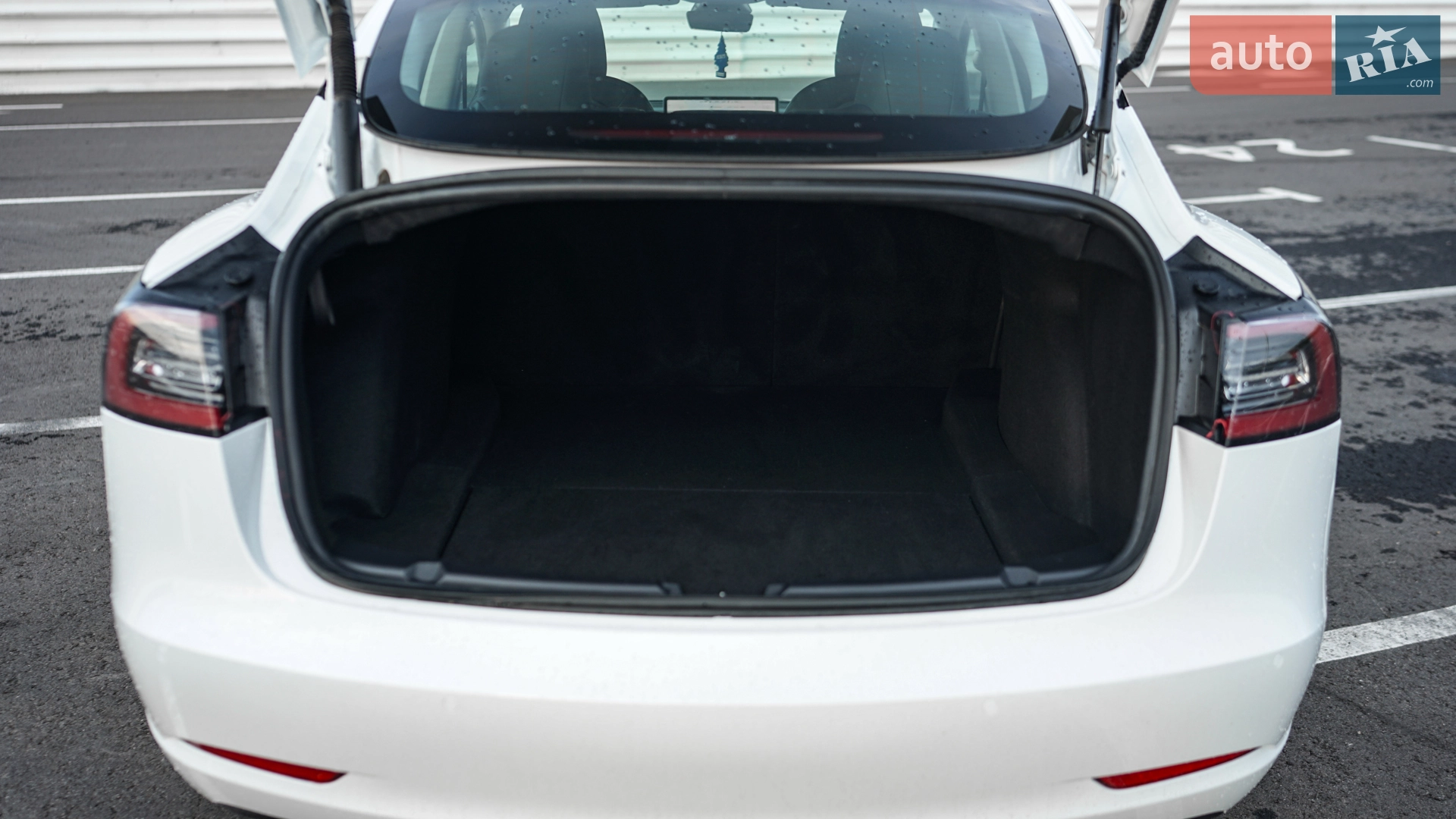 2022 Tesla Model 3 - мініатюра 17