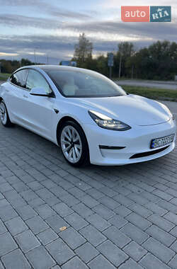 Седан Tesla Model 3 2022 в Львові