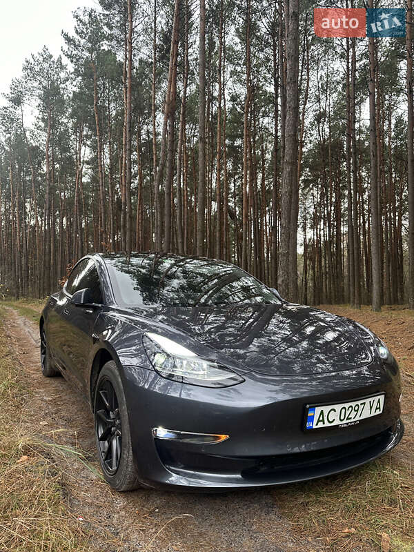 Седан Tesla Model 3 2022 в Любомлі фото 2 Седан Tesla Model 3 2022 в Любомлі