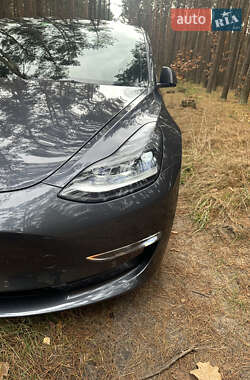 Седан Tesla Model 3 2022 в Любомлі фото 5 Седан Tesla Model 3 2022 в Любомлі