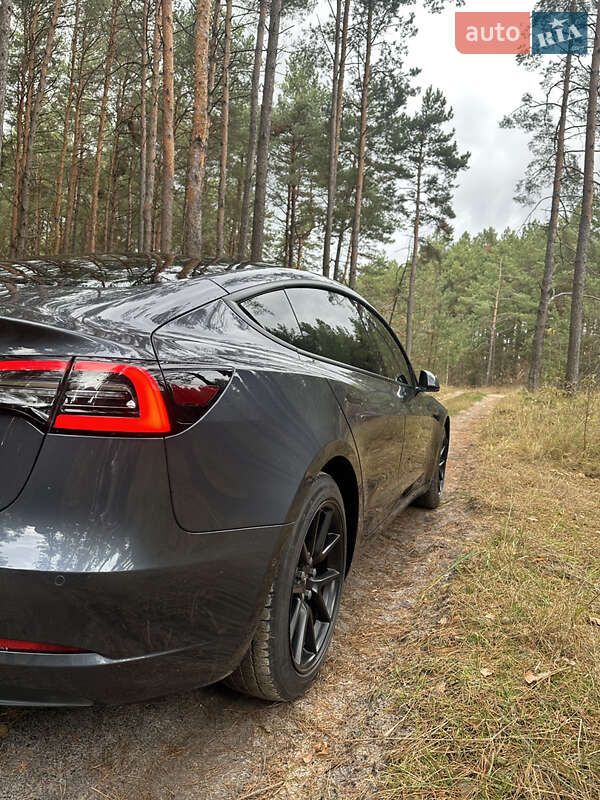 Седан Tesla Model 3 2022 в Любомлі фото 14 Седан Tesla Model 3 2022 в Любомлі