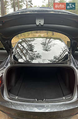 Седан Tesla Model 3 2022 в Любомле
