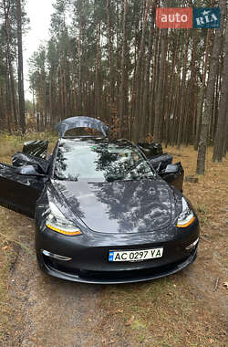 Седан Tesla Model 3 2022 в Любомле