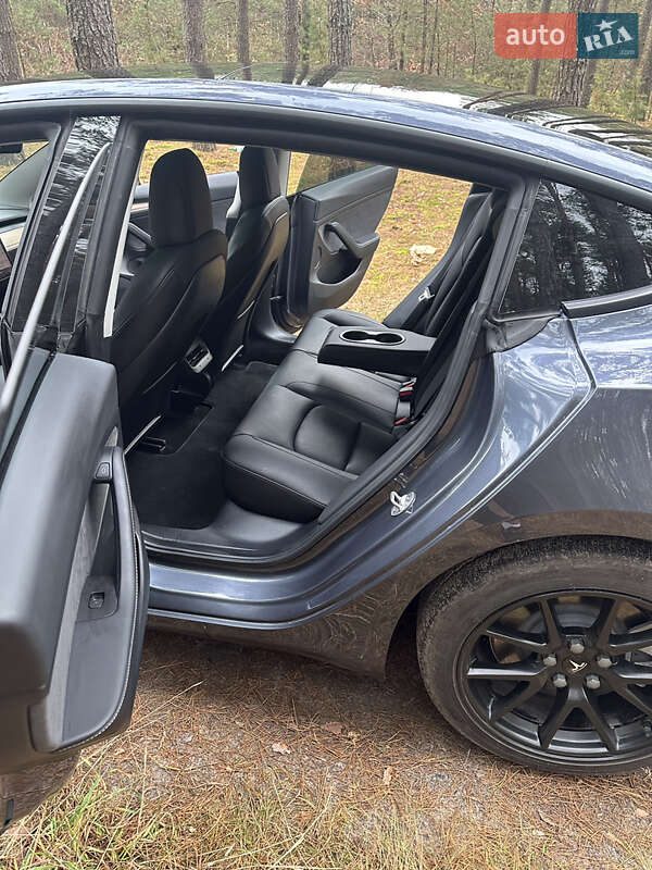 Седан Tesla Model 3 2022 в Любомлі фото 20 Седан Tesla Model 3 2022 в Любомлі