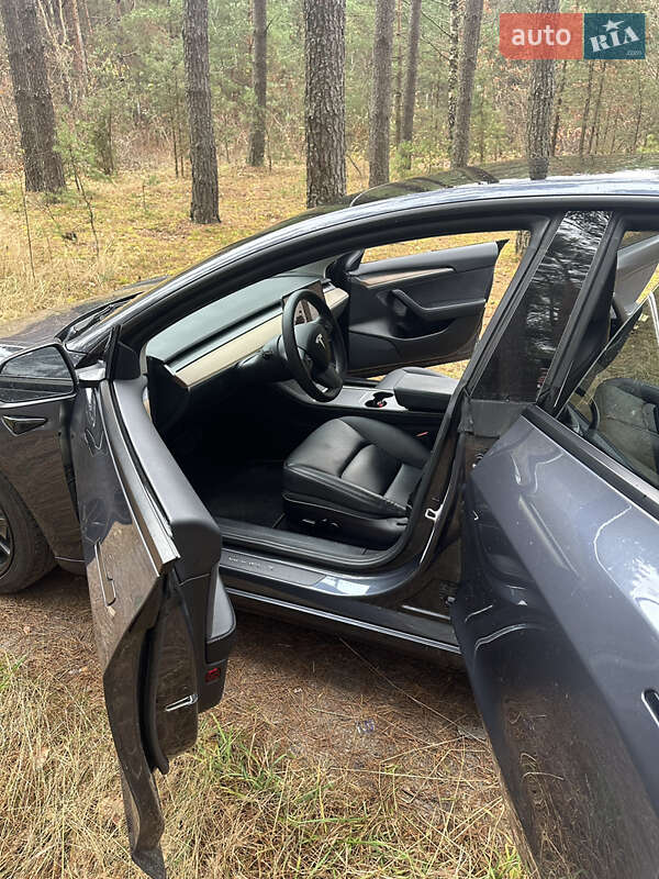 Седан Tesla Model 3 2022 в Любомлі фото 21 Седан Tesla Model 3 2022 в Любомлі