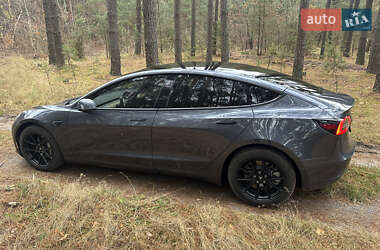 Седан Tesla Model 3 2022 в Любомлі фото 16 Седан Tesla Model 3 2022 в Любомлі