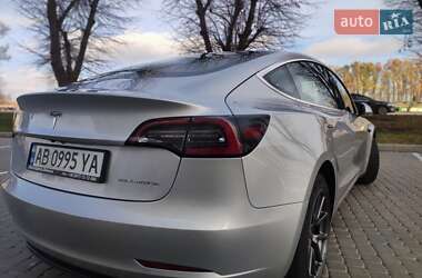 Седан Tesla Model 3 2018 в 