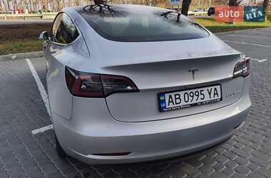 Седан Tesla Model 3 2018 в Виннице