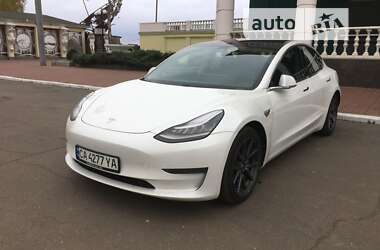 Седан Tesla Model 3 2018 в Черкасах