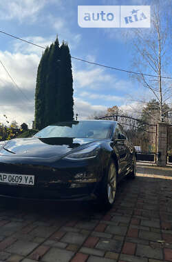 Седан Tesla Model 3 2018 в 