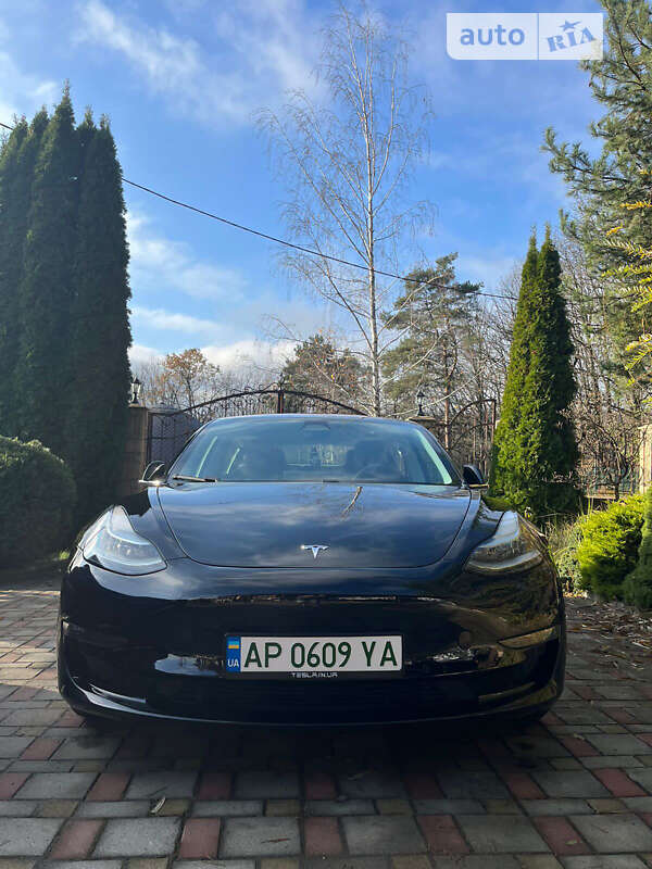 Седан Tesla Model 3 2018 в Запорожье