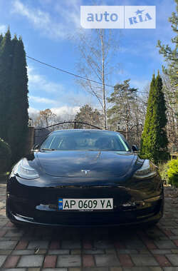 Седан Tesla Model 3 2018 в 