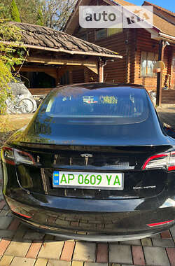 Седан Tesla Model 3 2018 в 
