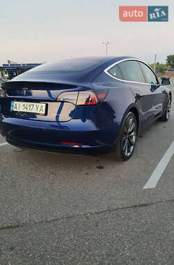 Седан Tesla Model 3 2019 в Броварах