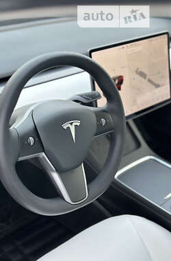 Седан Tesla Model 3 2021 в Хмельницком