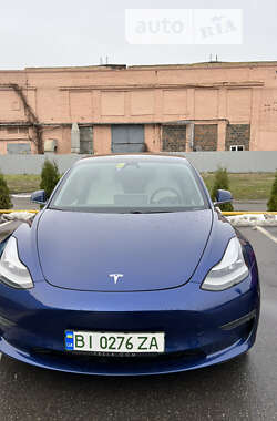 Седан Tesla Model 3 2020 в Полтаві