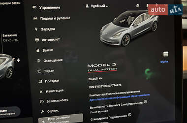 Седан Tesla Model 3 2020 в 