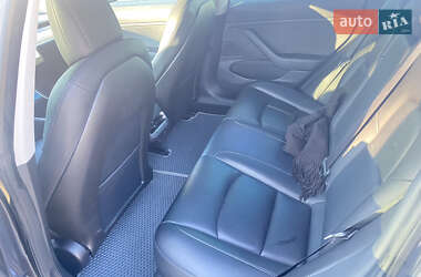Седан Tesla Model 3 2018 в 