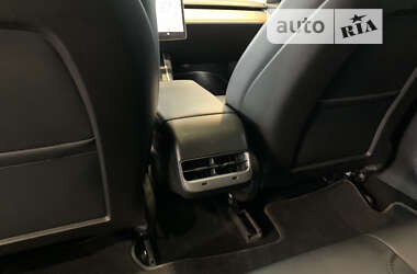 Седан Tesla Model 3 2018 в 