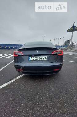 Седан Tesla Model 3 2020 в Вінниці