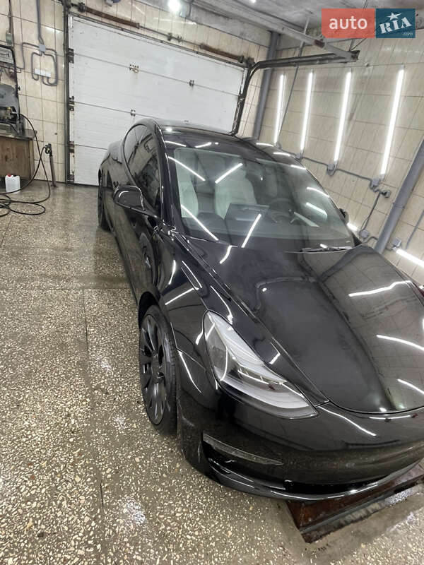Седан Tesla Model 3 2022 в Києві фото 51 Седан Tesla Model 3 2022 в Києві