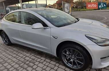 Седан Tesla Model 3 2018 в 