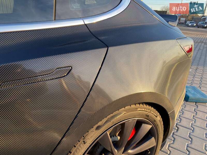 Седан Tesla Model 3 2020 в Киеве